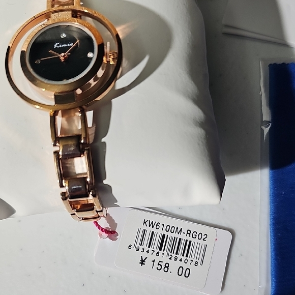 Kimio Rose Gold Watch New With Tags with Modern Aesthetic and Luxurious Finish - Picture 2 of 6